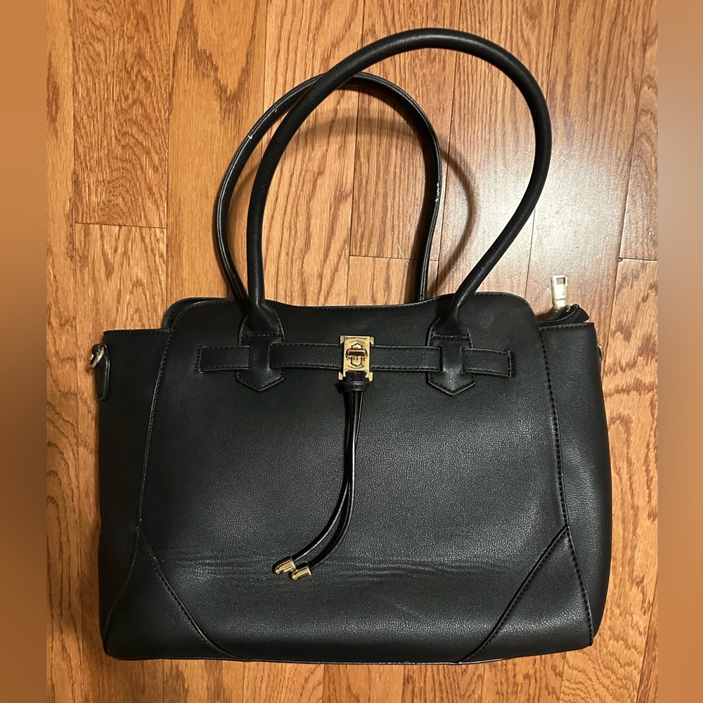 Elegant Black Handbag